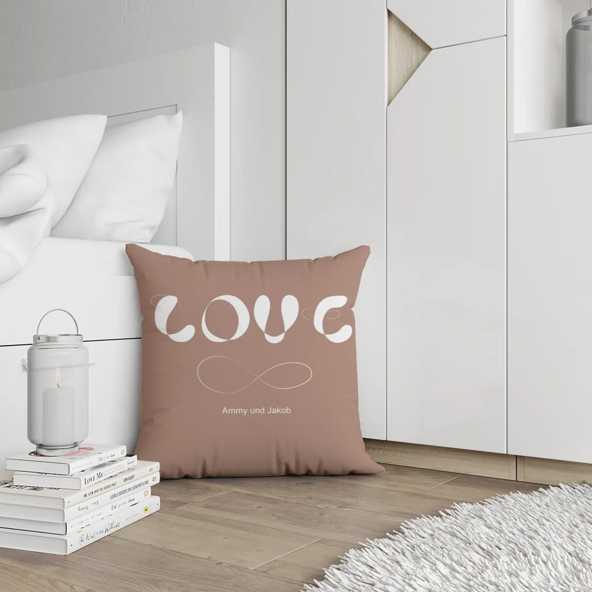 Samtkissenbezug Infinite Love - mit Namen personalisierbar - Geschenkidee Valentinstag, Hochzeit lila 40 x 40 cm