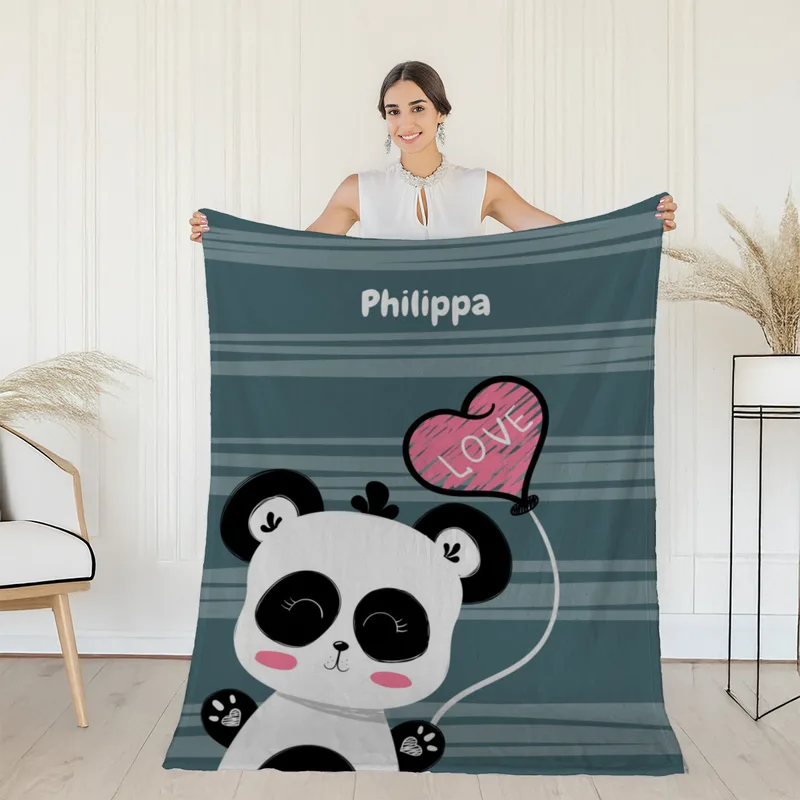 Babydecke mit Namen personalisierbar, Kuscheldecke, Namensdecke mit niedlichem Tiermotiv, Geschenkidee Geburtstag Motiv Panda Love 75 x 100 cm