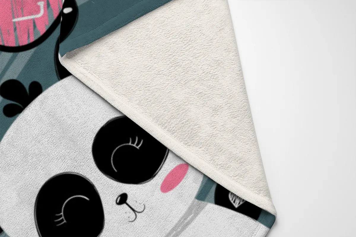 Babydecke mit Namen personalisierbar, Kuscheldecke, Namensdecke mit niedlichem Tiermotiv, Geschenkidee Geburtstag Motiv Panda Love 75 x 100 cm