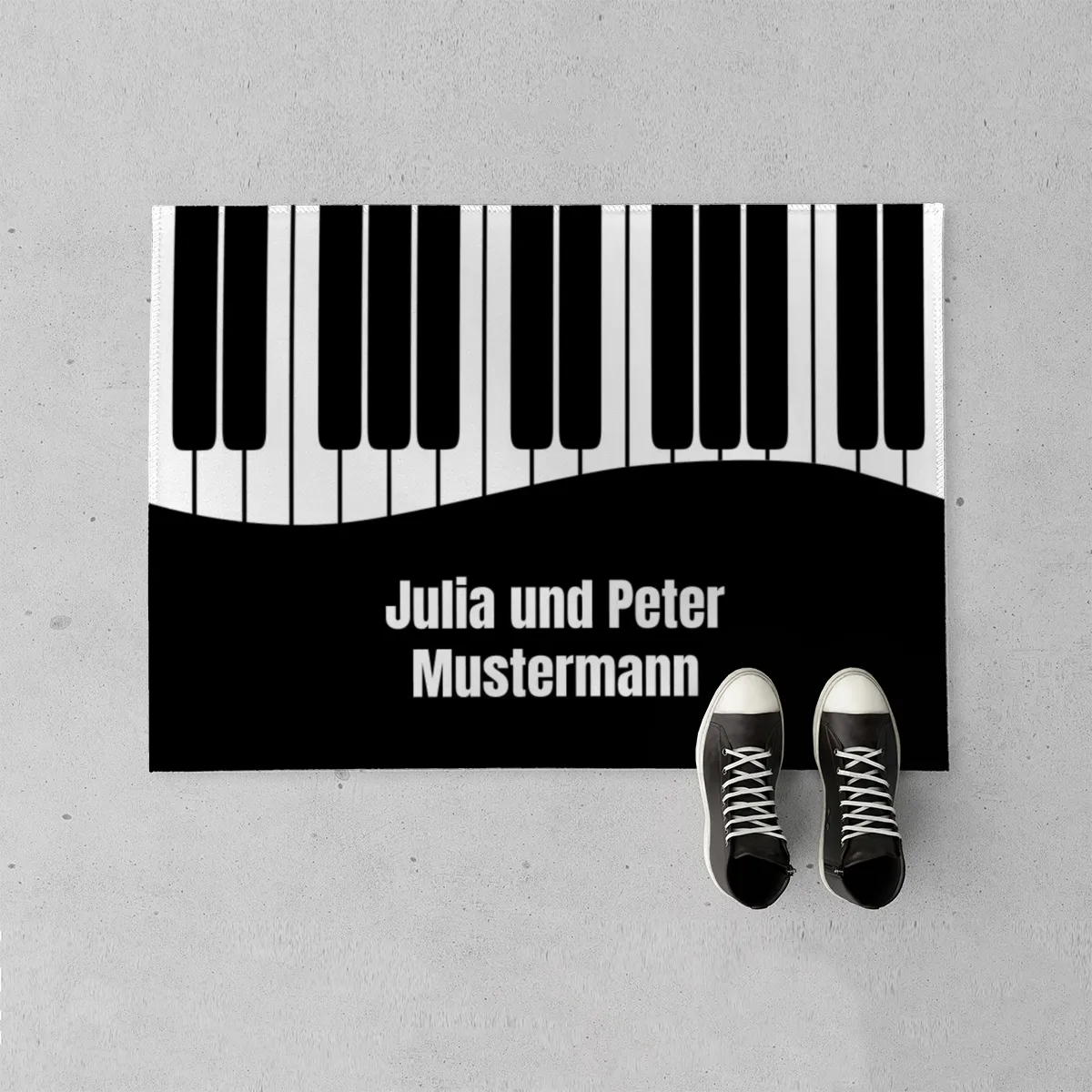 Fußmatte mit Namen personalisierbar - Geschenkidee Einzug, Geburtstag, Klavierspieler- Fussmatte mit Namen - Motiv Pianotasten 70 x 50 cm