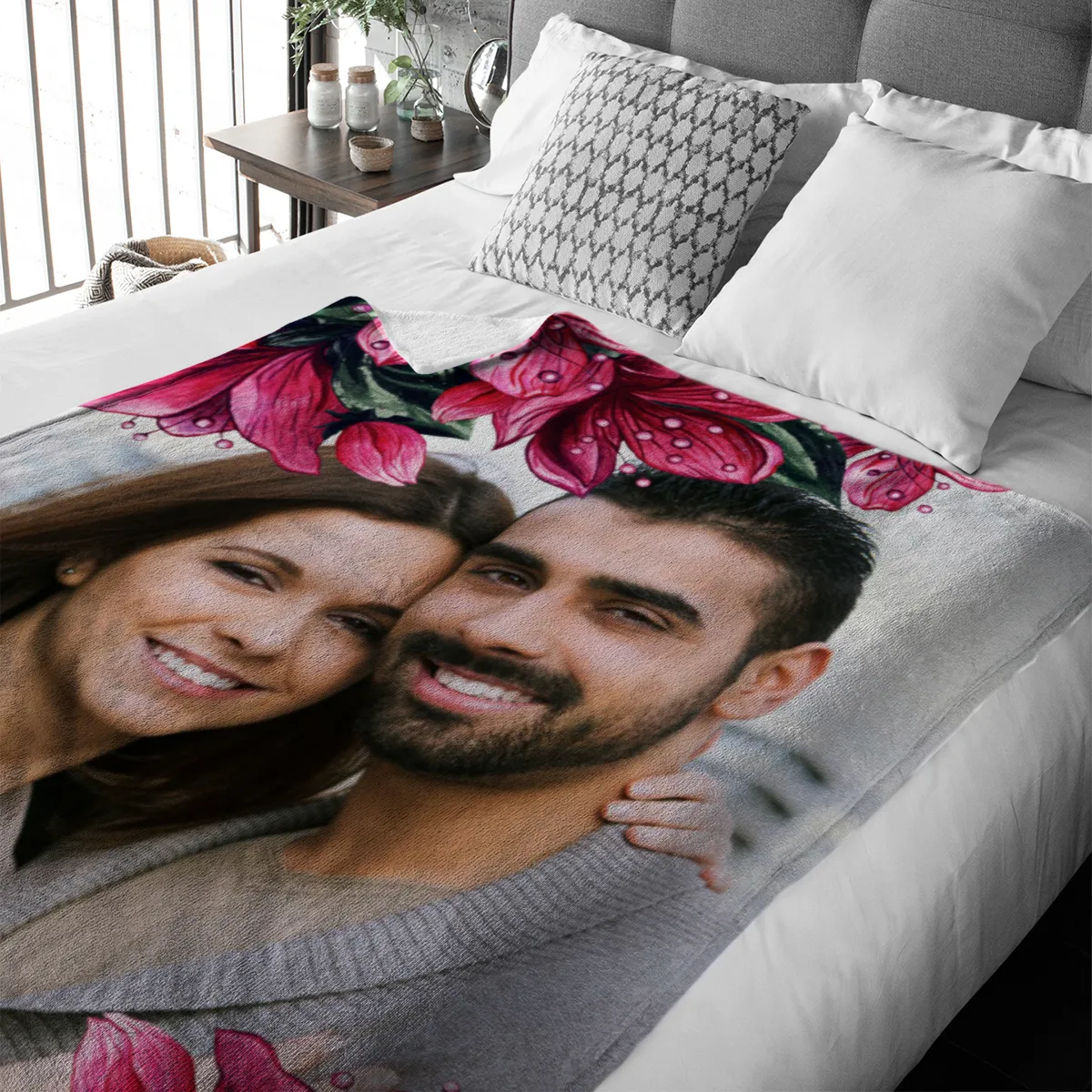 Kuscheldecke Pink Floral 140 x 200 cm mit Ihrem Bild - mit Foto personalisierbar - Fotodecke floral selbst gestalten - Geschenkidee Valentin, Hochzeit 1 Foto Pink Floral 140 x 200 cm