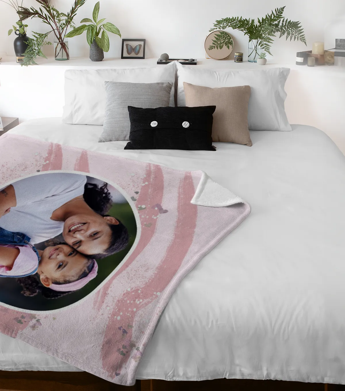 Kuscheldecke rosa 140 x 200 cm - mit Foto personalisierbar - Fotodecke selbst gestalten - Geschenkidee Muttertag, Geburtstag - Pinselstriche Hearts rose