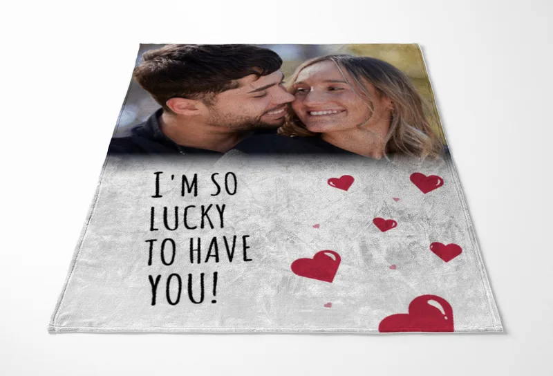 Kuscheldecke So Lucky - mit Foto personalisierbar - Geschenkidee für Verliebte, Valentinstag So Lucky