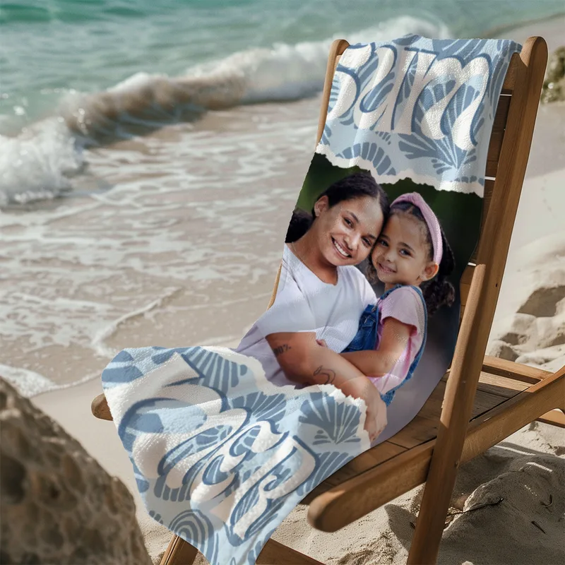 Strandtuch blau Sommer - mit Foto personalisierbar - Foto-Badetuch im Muscheldesign - Muscheln blau