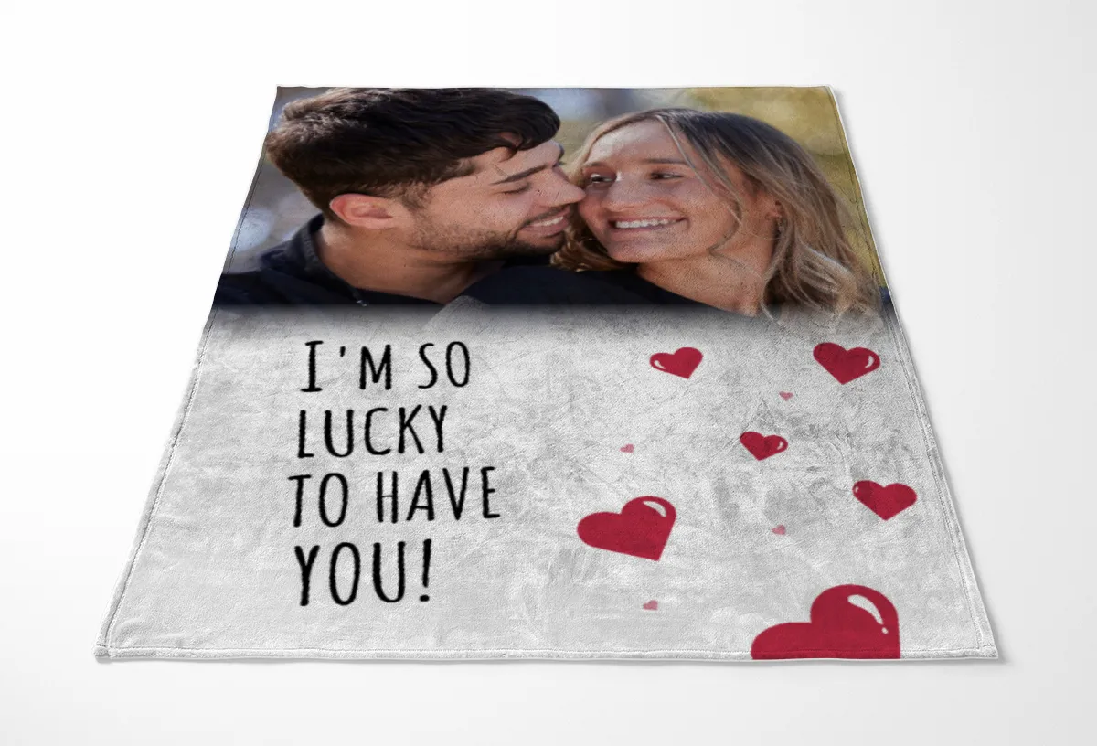 Kuscheldecke So Lucky - mit Foto personalisierbar - Geschenkidee für Verliebte, Valentinstag So Lucky