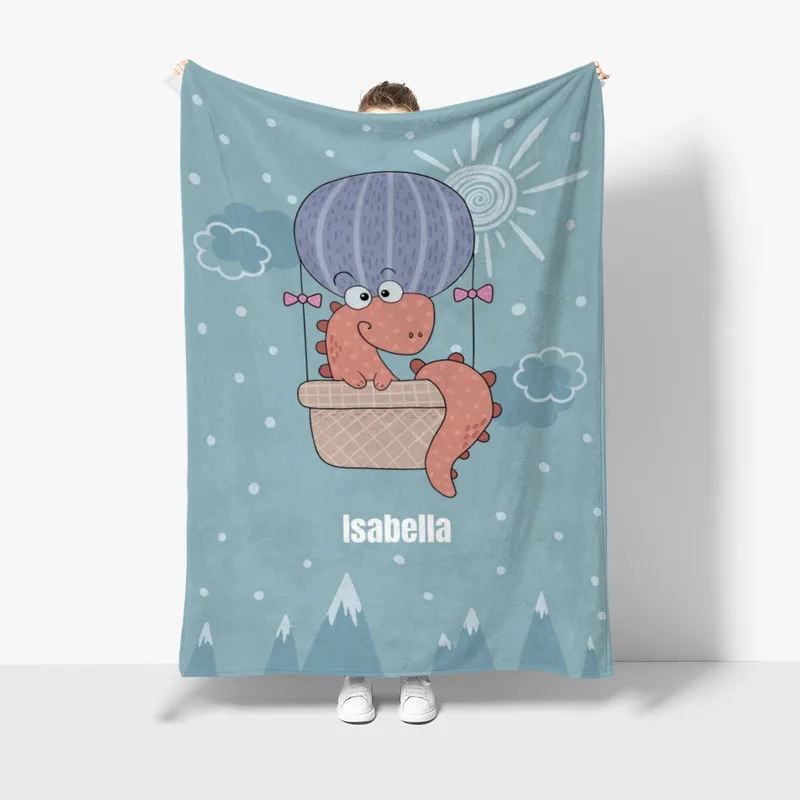 Babydecke mit Namen personalisierbar, Kuscheldecke, Namensdecke mit niedlichem Tiermotiv, Geschenkidee Geburtstag Motiv Luftfahrer Dino 140 x 200 cm