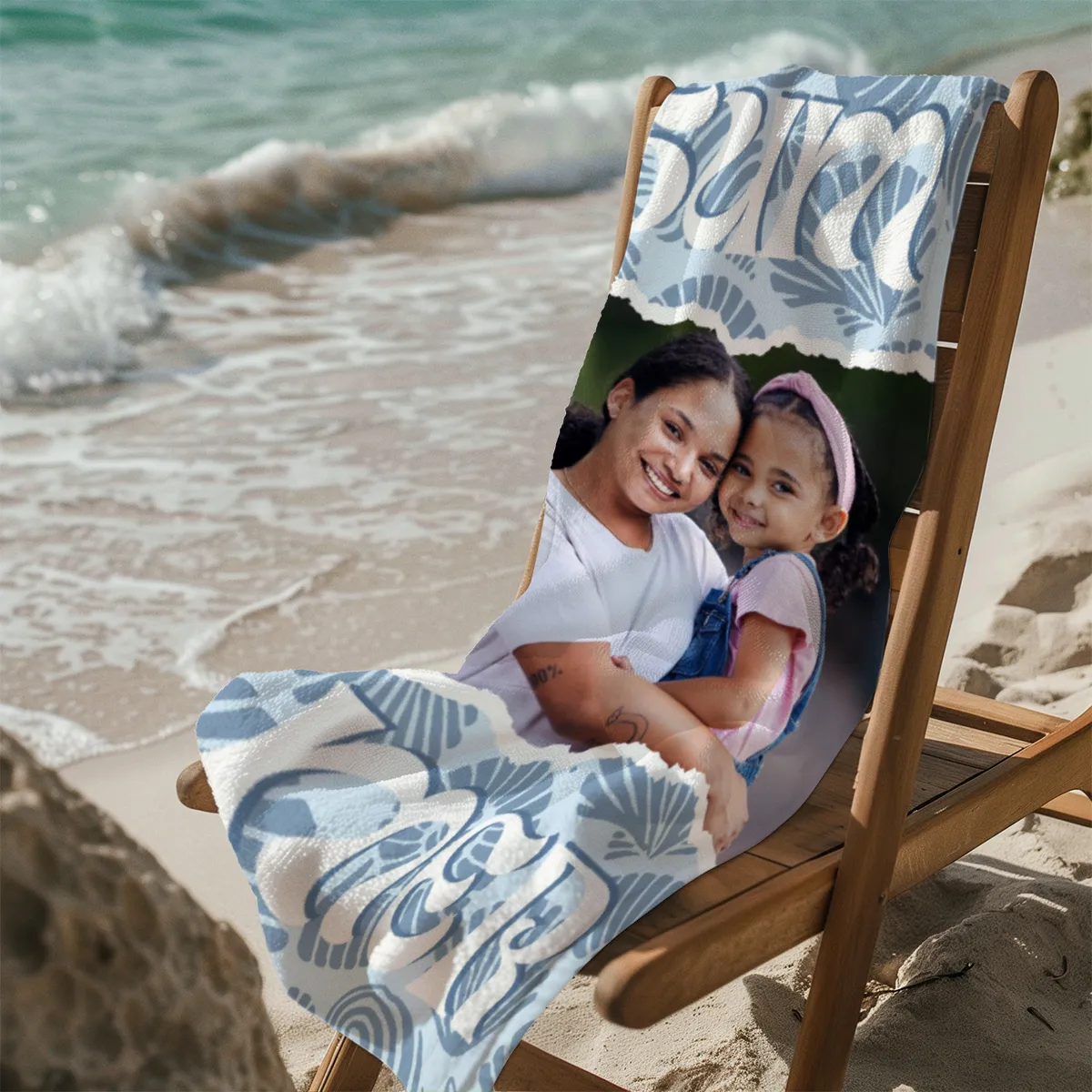 Strandtuch blau Sommer - mit Foto personalisierbar - Foto-Badetuch im Muscheldesign - Muscheln blau