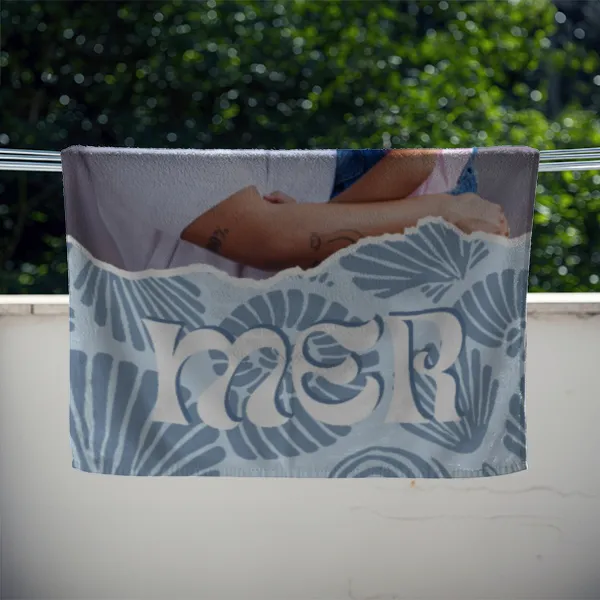 Strandtuch blau Sommer - mit Foto personalisierbar - Foto-Badetuch im Muscheldesign - Muscheln blau