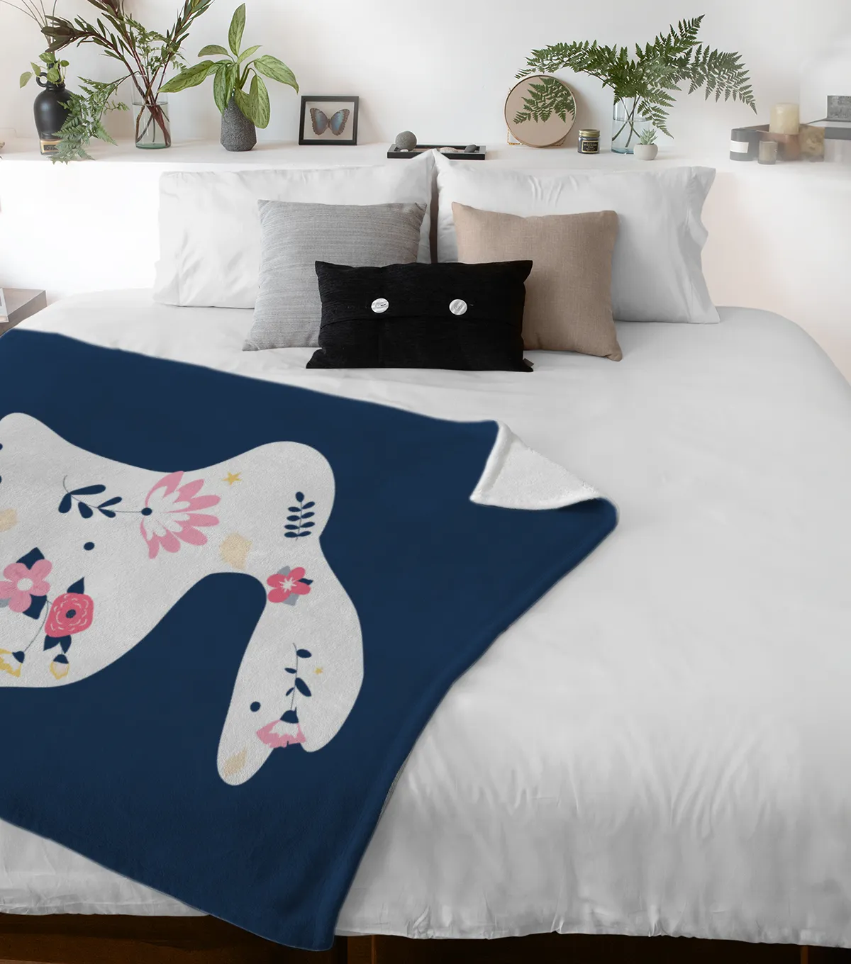 Kuscheldecke Hase mit Blüten - mit Namen personalisierbar - Geschenkidee Geburtstag, Ostern Hase mit Blüten 125 x 155 cm