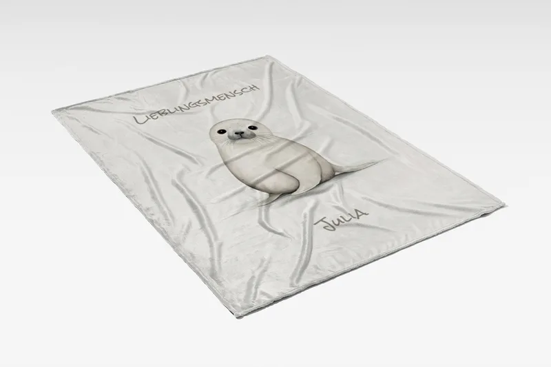 Kuscheldecke Kleine Robbe beige 140 x 200 cm