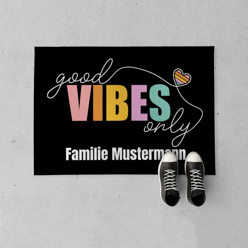 Fußmatte mit Namen personalisierbar - Geschenkidee Einzug, Geburtstag, Richtfest - Fussmatte mit Namen - Motiv Good Vibes Dark 70 x 50 cm