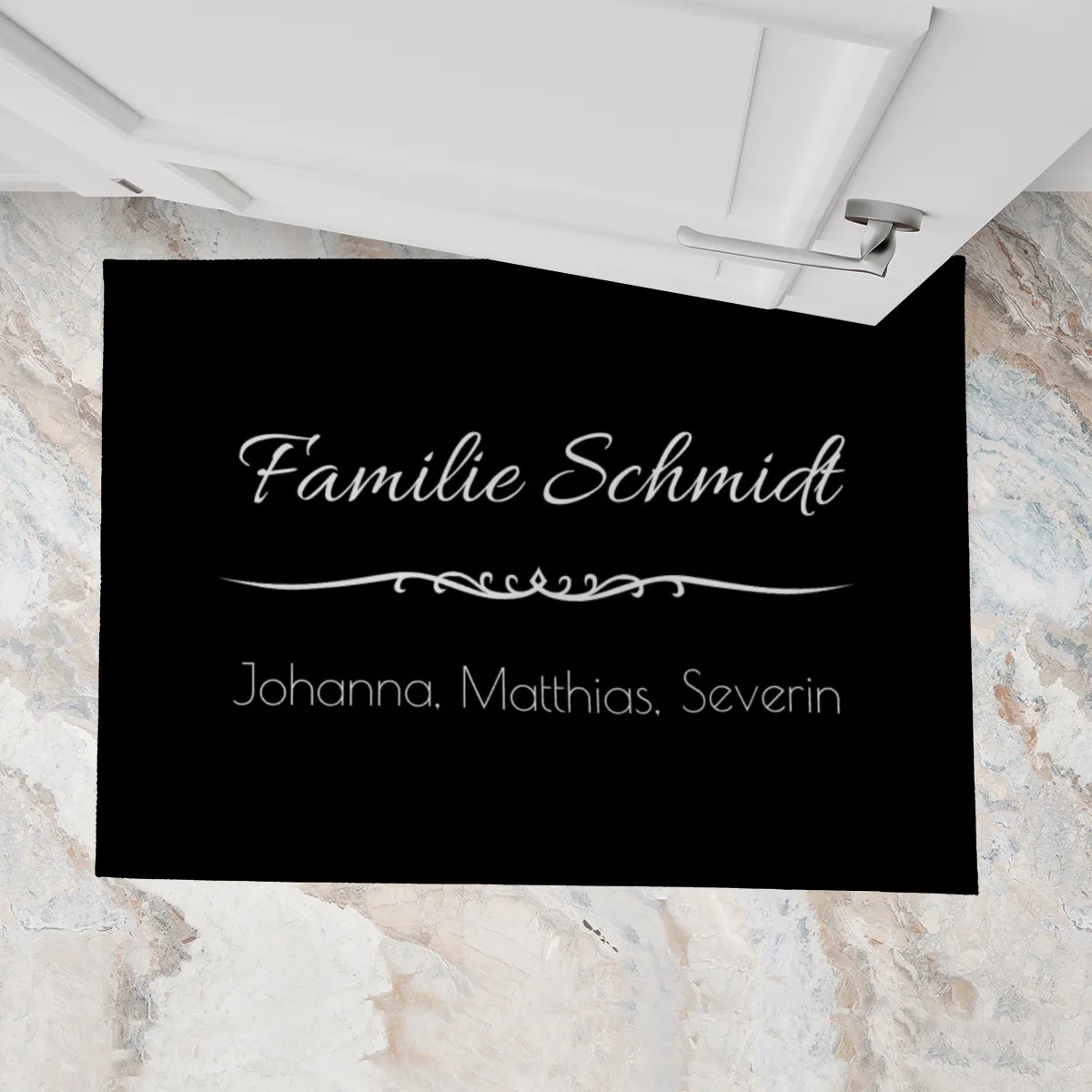 Personalisierte Fußmatte mit Namen - zeitlos elegant - Geschenk Einzug - Fußmatte mit Namen Klassik schwarz 70 x 50 cm