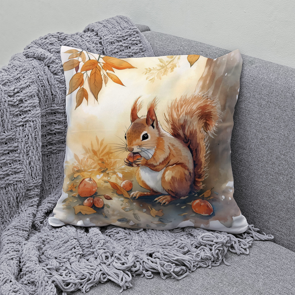 Samtkissenbezug Eichhörnchen im Herbst Samtkissenbezug Eichhörnchen im Herbst